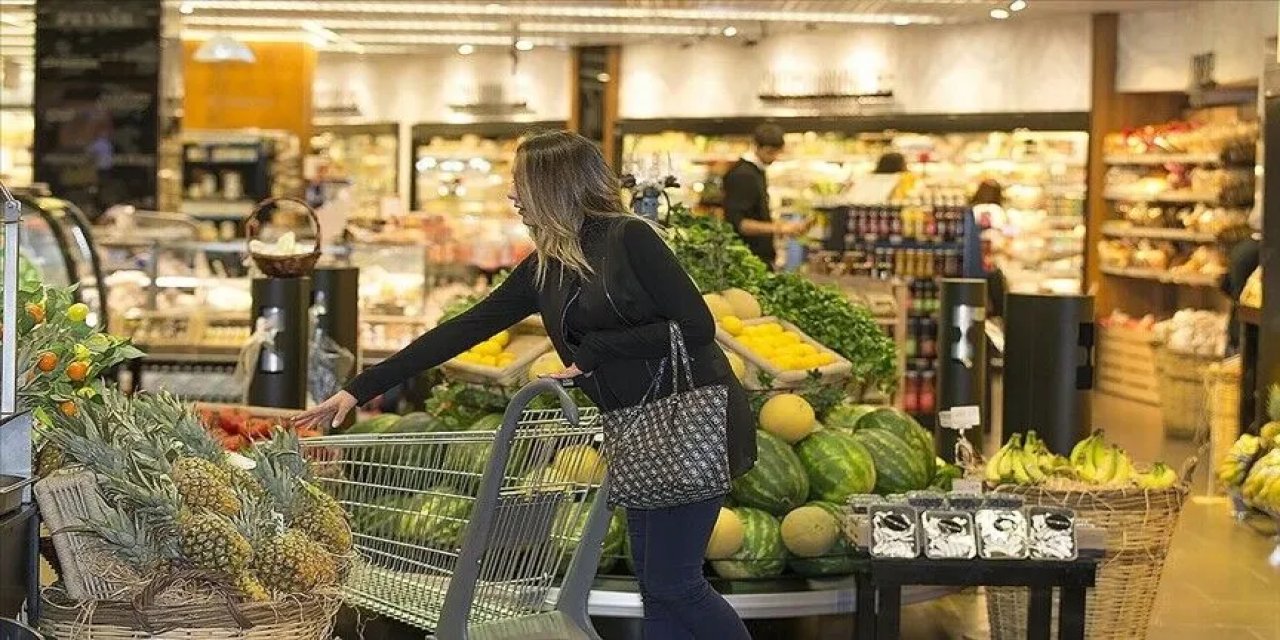 Tüketici Güven Endeksi Ağustosta Aylık Bazda Yüzde 1 Artarak 90,8 Oldu