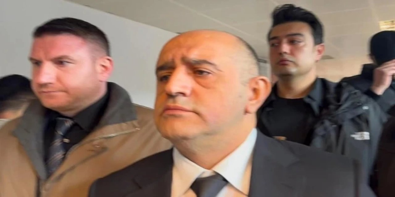 Aziz İhsan Aktaş, İBB Davası'nda Mahkemeye Dekont Sundu: 'Paralar, İmamoğlu'nun Talimatı Denerek İstendi'