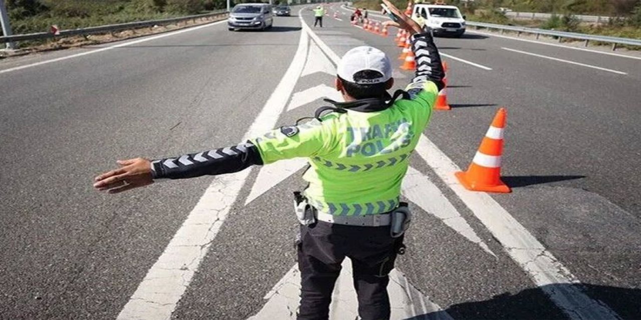 Zafer Bayramı Provası: İstanbul'da Bazı Yollar Kapalı