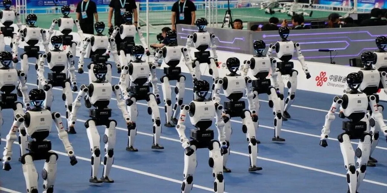 Çin'de Dünya İnsansı Robot Oyunları'nın Açılış Töreni Yapıldı