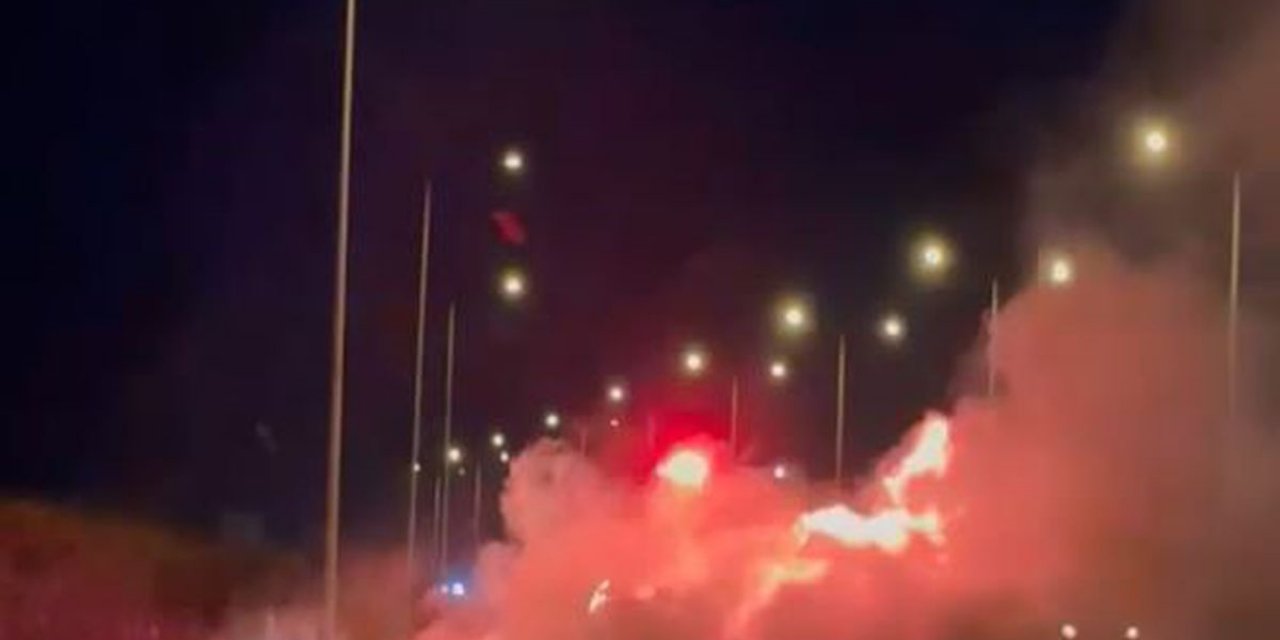 İstanbul'da Araç Yangını: Kaza Yok