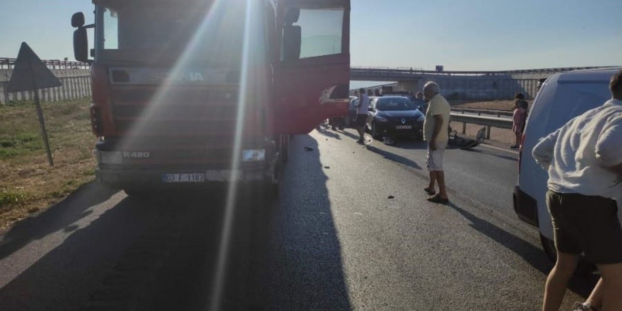 Bursa-Balıkesir Karayolu'nda Zincirleme Kaza