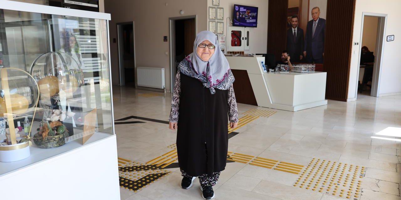82 Yaşındaki Parkinson Hastası Sporla Bastonunu Attı