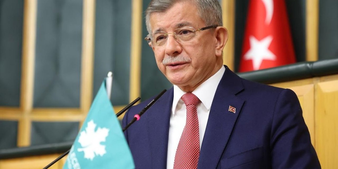 Ahmet Davutoğlu Hakkındaki Katar İddiası Ortalığı Karıştırdı! İlk Açıklama Geldi