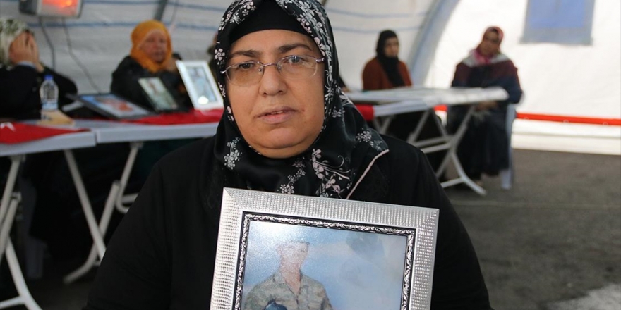 Diyarbakır Annelerinden Altıntaş: Ya Oğlumu Alacağım Ya Da Burada Öleceğim