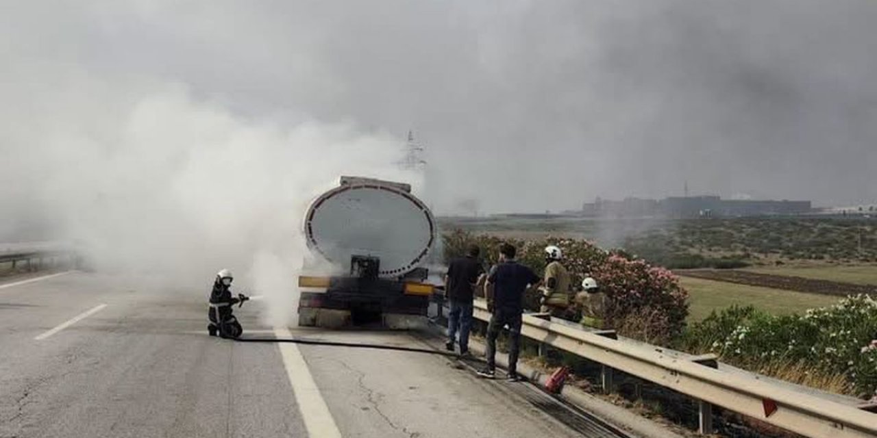 Hatay'da Tanker Yangını Kontrol Altına Alındı