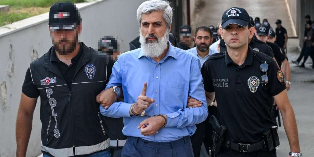 Alparslan Kuytul'un "Müceddid" Maskeli Rant Ağı! Önce Tahrik Ettiler, Sonra 370 Dava Açıp Örgüte Finans Sağladılar