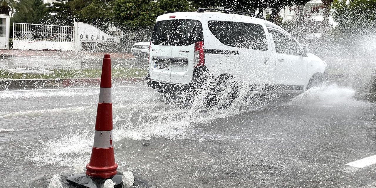 Meteoroloji'den İki Bölge İçin Kuvvetli Yağış Uyarısı!