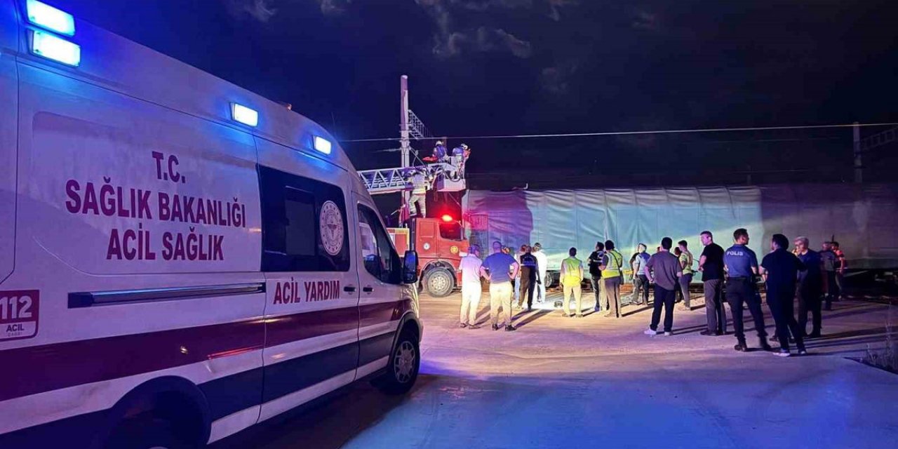 Tren Garında Elektrik Akımına Kapılan İşçi Hayatını Kaybetti