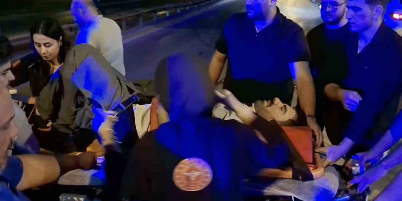 Bursa'da Kaza: Direğe Çarpan Sürücü Yaralandı