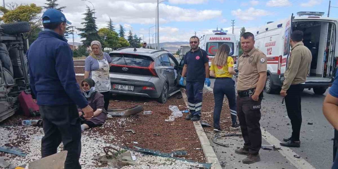 Afyonkarahisar'da Trafik Kazası: 7 Yaralı