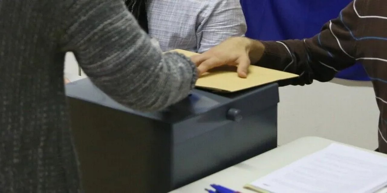 Almanya'da Aşırı Sağın Yükselişi Ülke Ekonomisinde Endişe Oluşturuyor