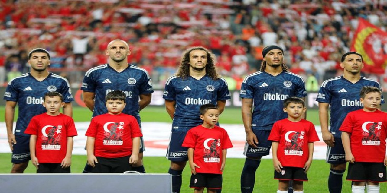 10 Gün Önce ''Takımdan Gönderilsin'' Deniliyordu! İki Maçtır Takımın Yıldızı Oldu