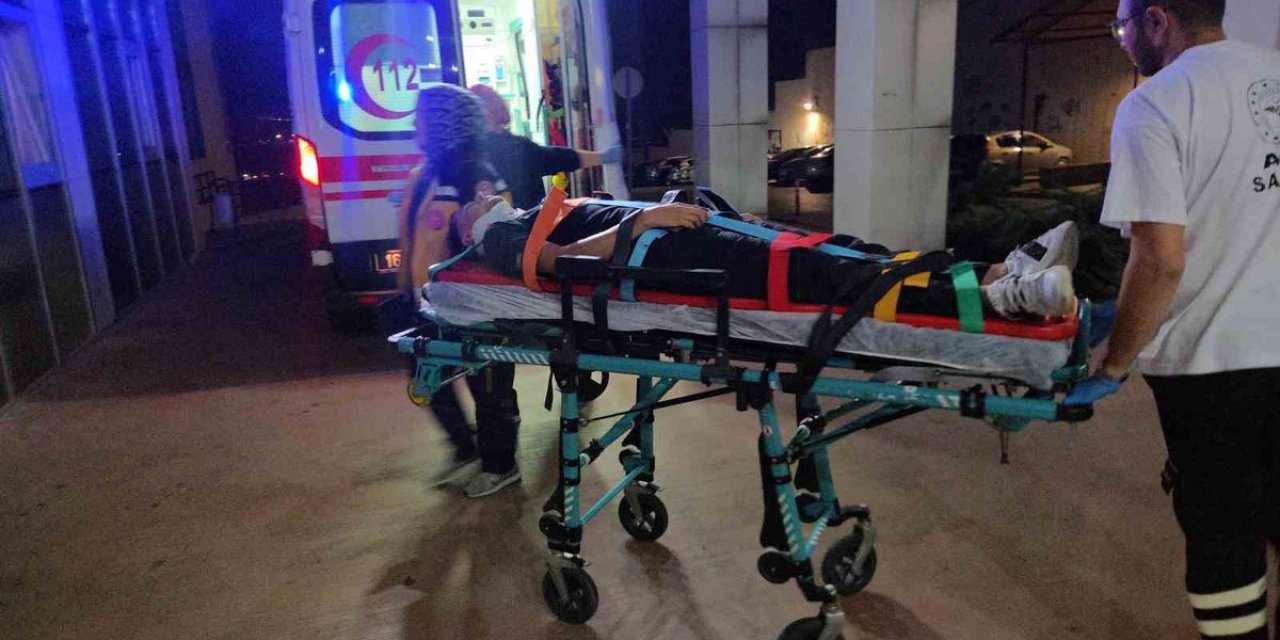 Orhangazi'de Trafik Kazası: Sürücü Yaralandı