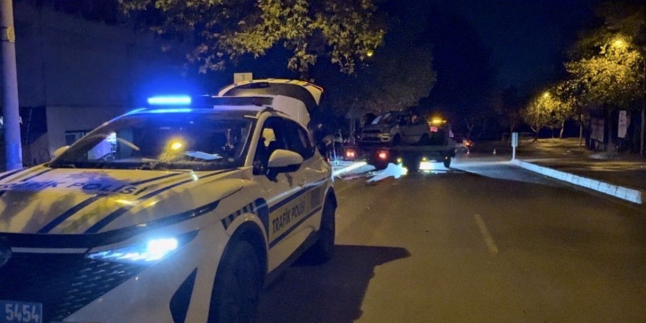 Denizli'de Otomobil Kaza Yaptı