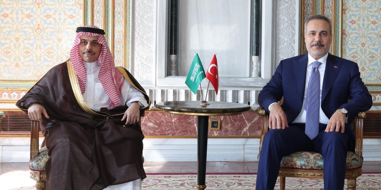 Bakan Fidan, Suudi Mevkidaşı Ferhan İle İstanbul'da Görüştü