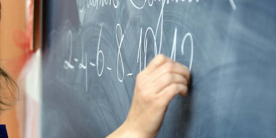 Öğretmenler Ara Tatiller İçin Ek Ders Ücreti Alabilecek