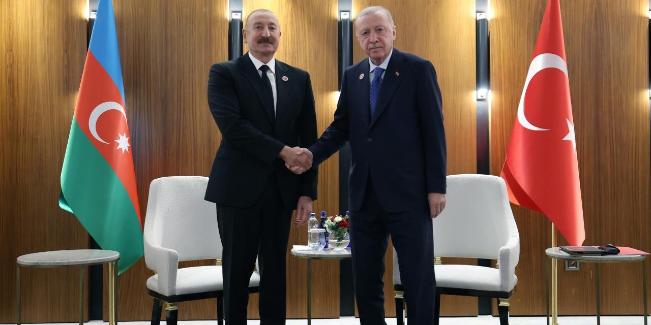 Cumhurbaşkanı Erdoğan, Azerbaycan Cumhurbaşkanı Aliyev İle Görüştü