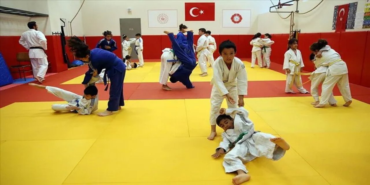 Akademisyenin Sosyal Sorumluluk Projeleri Çok Sayıda Dezavantajlı Çocuğa Judoyu Sevdirdi
