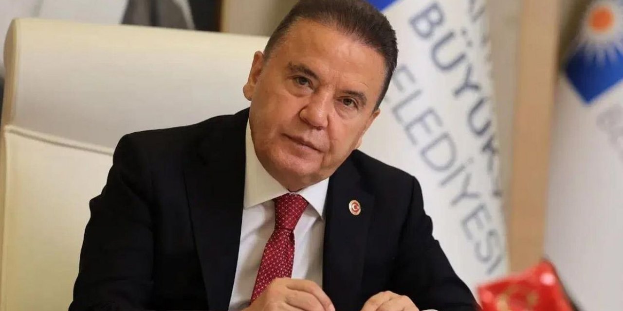 Muhittin Böcek Hakkında Mide Bulandıran "Grup Halinde Cinsel İlişki" İddiası