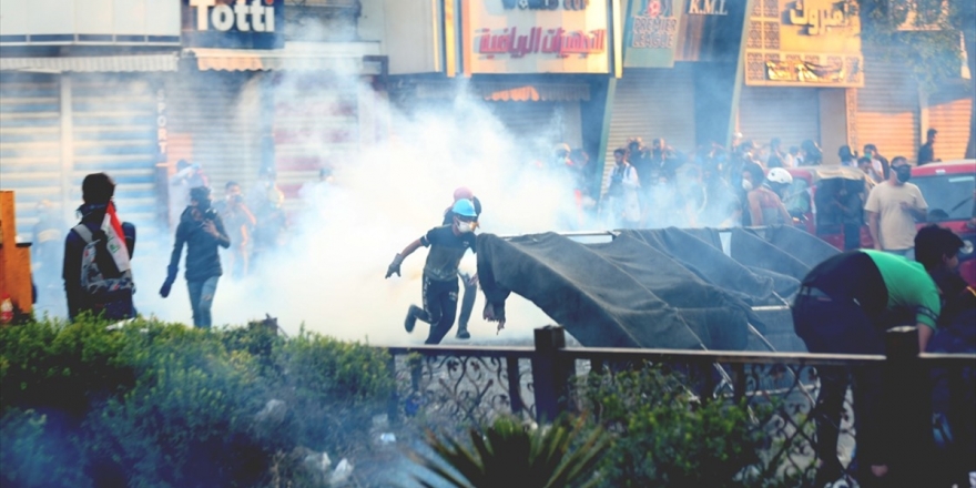 Irak'ın Zikar Ve Necef Kentindeki Gösterilerde 8 Kişi Öldü, 43 Kişi Yaralandı