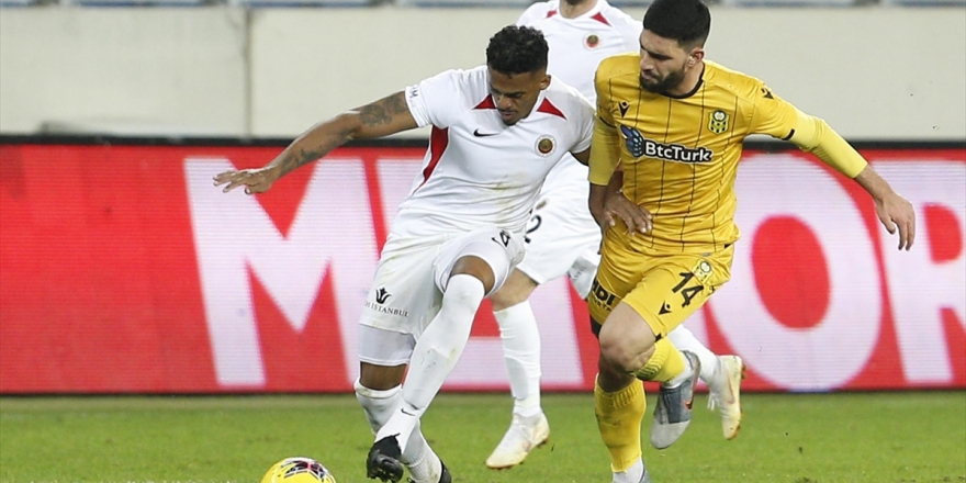 Altı Gollü Maçtan Galip Çıkmadı