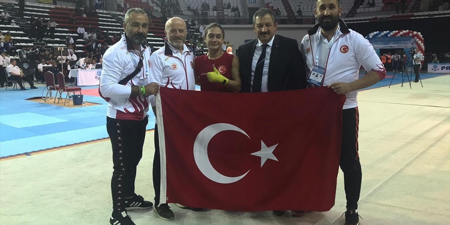 Dünya Kick Boks Şampiyonası'nda Türk Sporculardan Altın Madalya