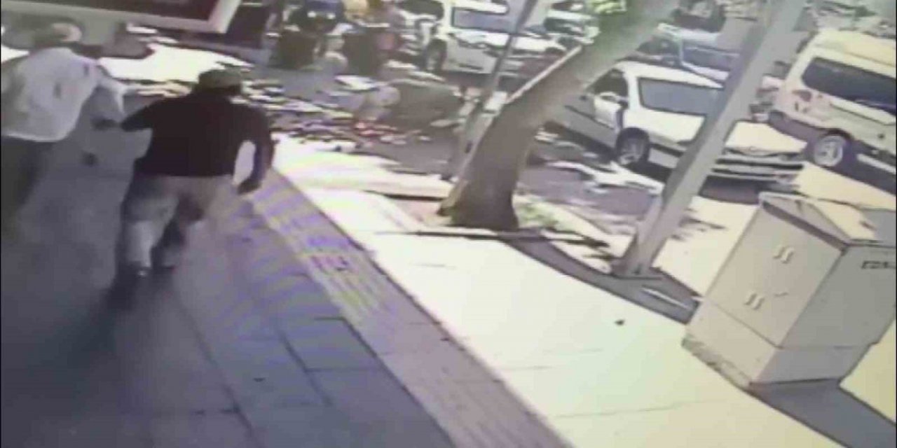 Amasya'da Otomobil Kapısına Çarpan Motosiklet Sürücüsü Yaralandı