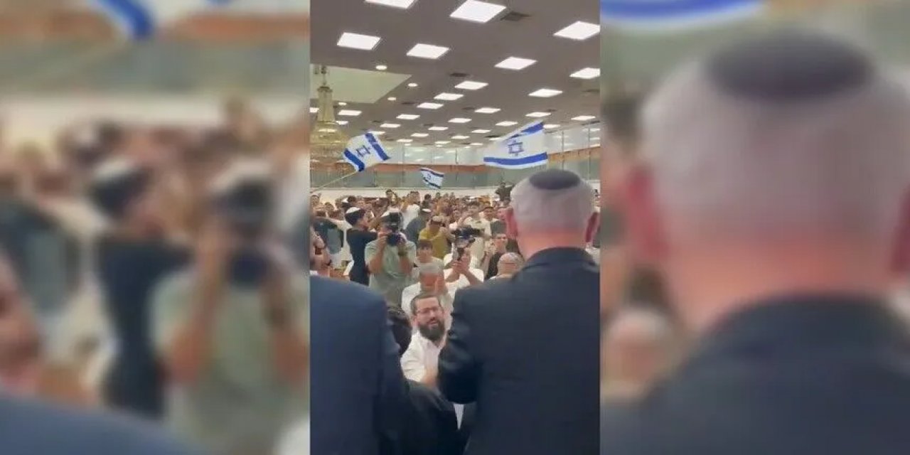 Netanyahu'nun Din Eğitimi Verilen Bir Okulu Ziyaretinde Filistin Karşıtı Irkçı Sloganlar Atıldı