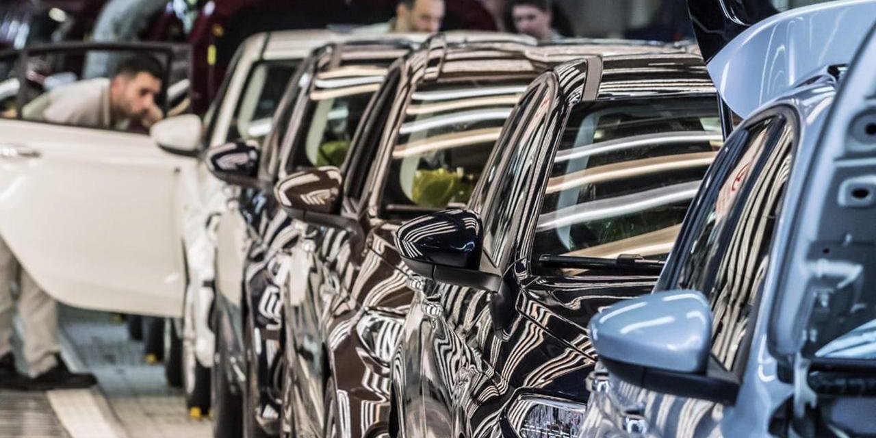 Otomotiv Endüstrisi Ağustosta İhracatta İlk Sırada