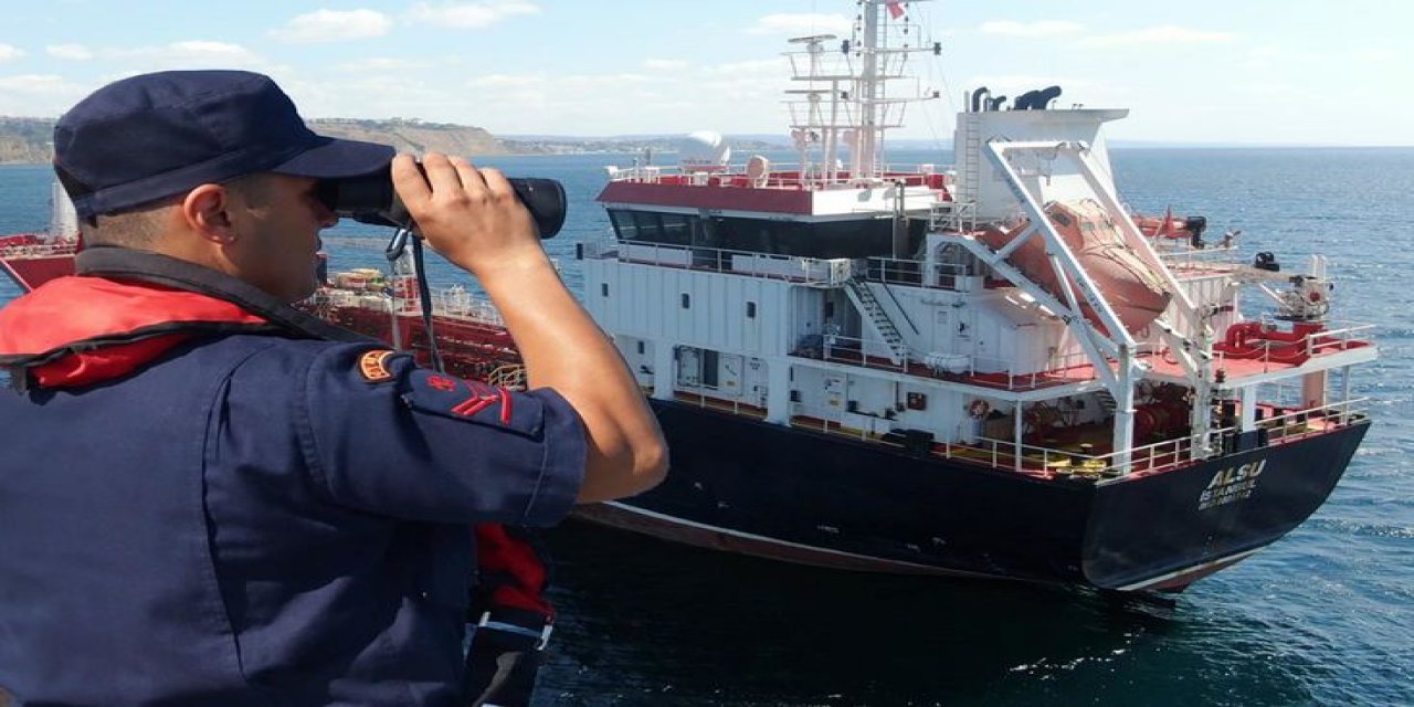 Silivri'deki Gemi Kazasında Bilirkişi Raporu Ortaya Çıktı: Dümende Tecrübesiz 3. Kaptan Vardı, Gözcü Yoktu