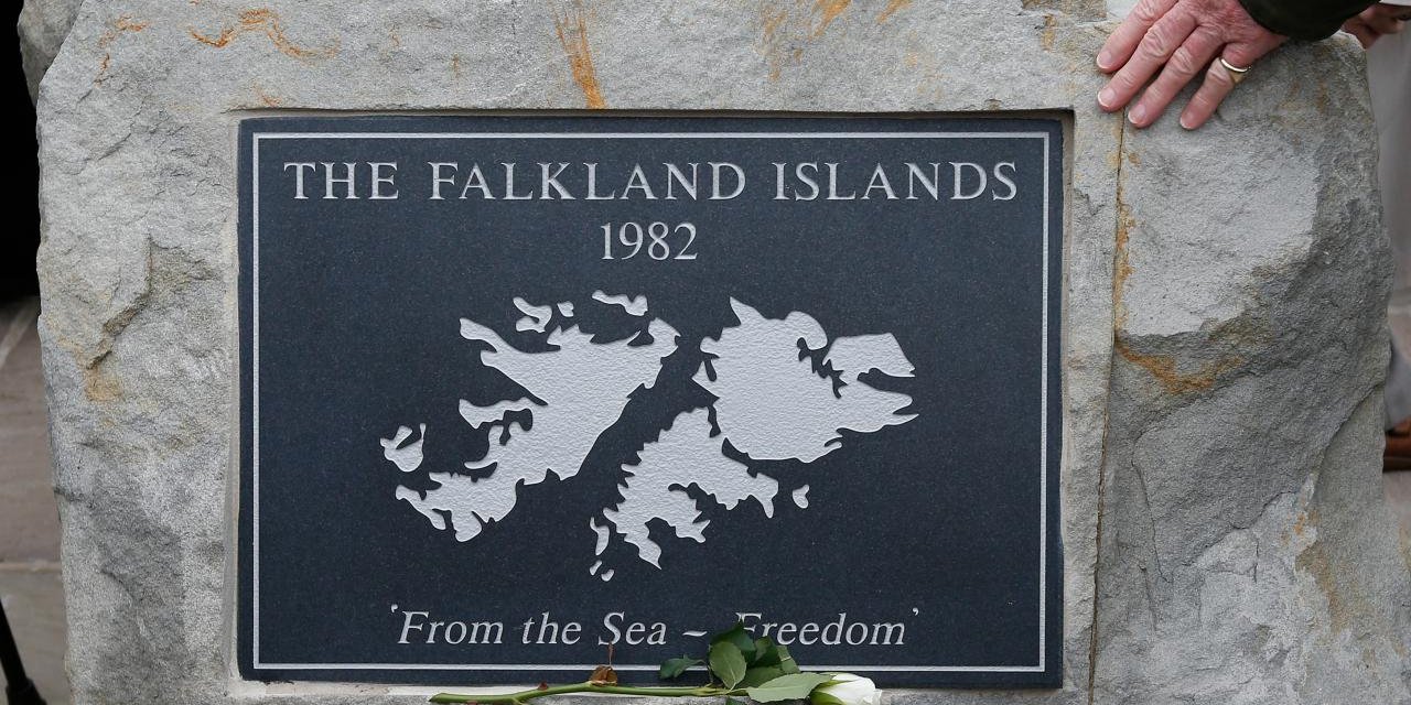 İngiltere Dışişleri Bakanı Miliband: Adalar (Falkland) İngiltere'nindir Ve Öyle Kalacaktır