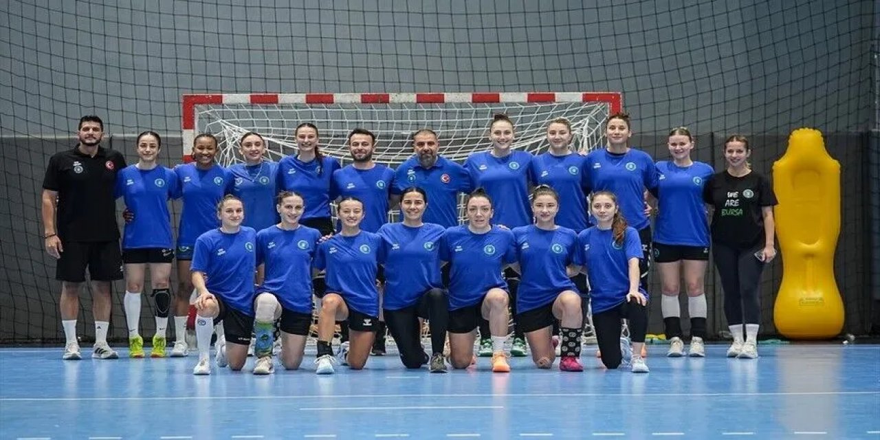 Kadın Hentbolunun Şampiyonu Bu Sezon 2 Kupaya Talip