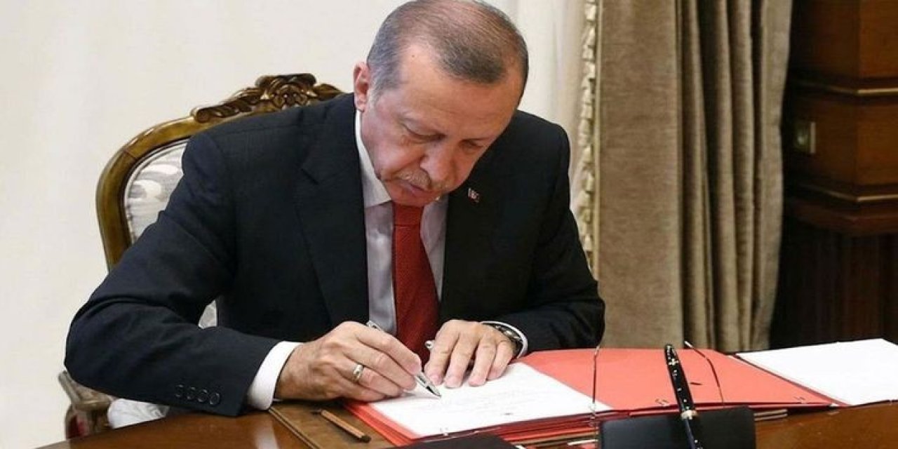 Cumhurbaşkanı Erdoğan'dan 4 Bakanlıkta Atama Ve Görevden Alma Kararları