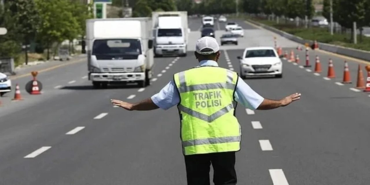 İstanbul'da Bazı Yollar Trafiğe Kapatıldı