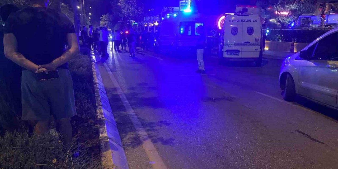 Denizli Merkezefendi'de Silahlı Çatışmada Ölü Ve Yaralılar Var