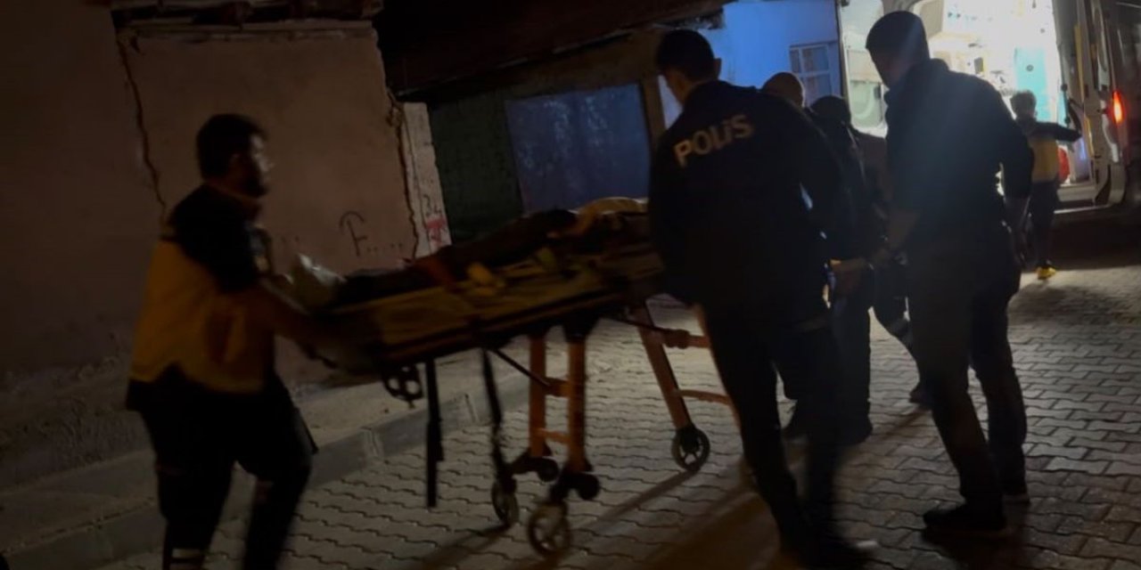 Çorum Sungurlu'da Bıçaklı Kavgada Bir Kişi Yaralandı, Şüpheli Gözaltına Alındı