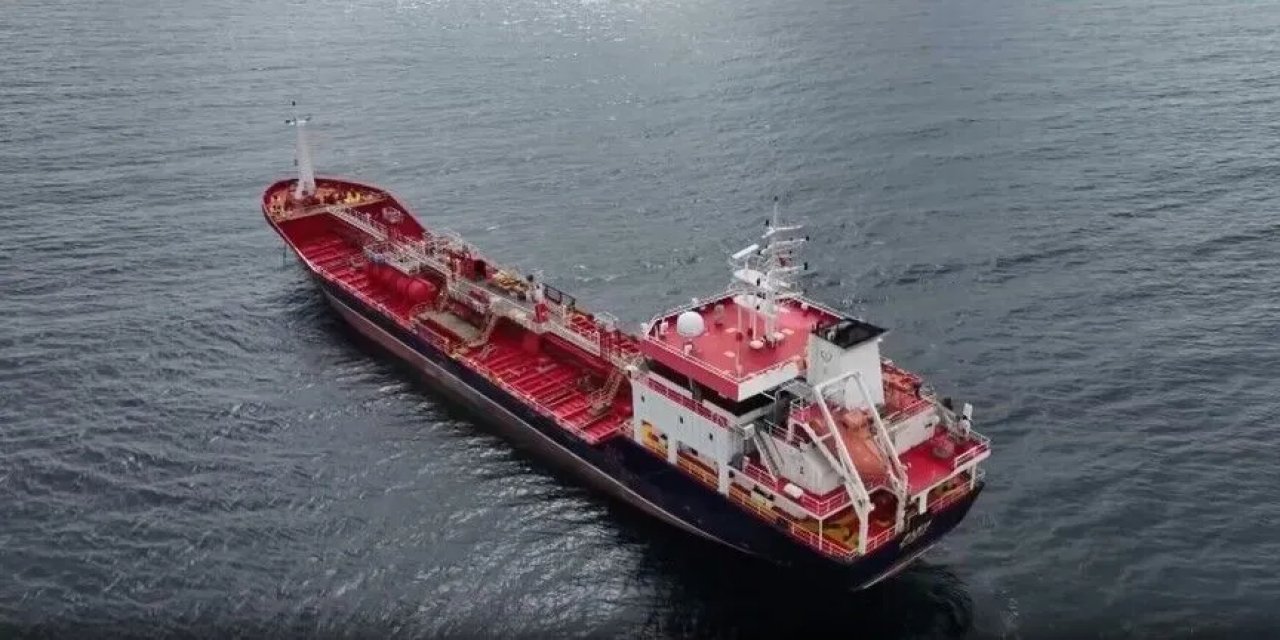 Silivri Açıklarındaki Kazada Batan Geminin Bulunduğu Bölgedeki Çalışmalar Sürüyor