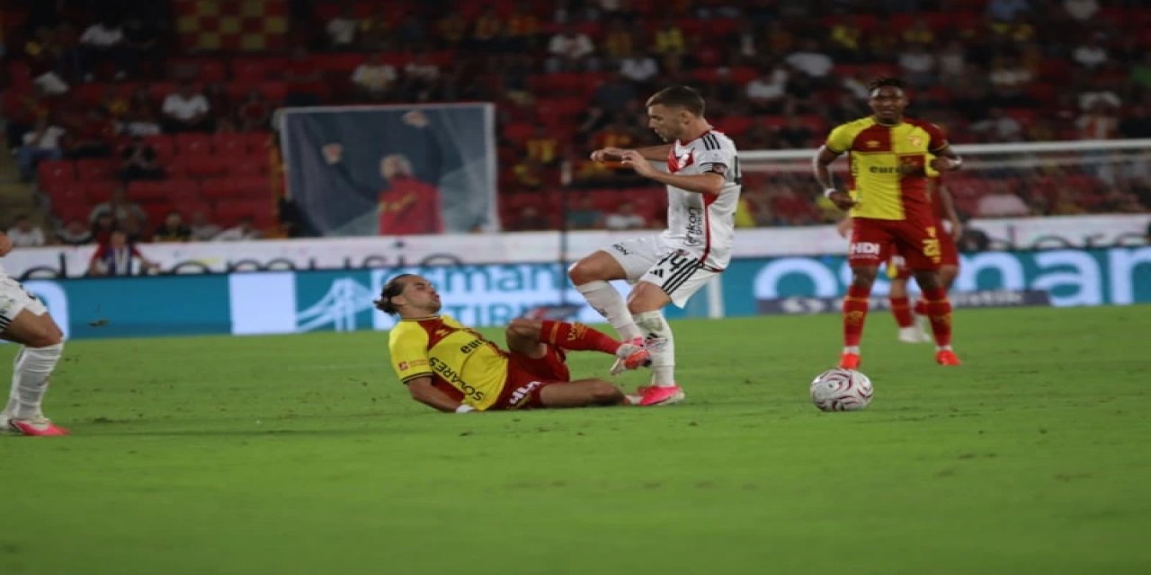 Gaziantep FK, Deplasmanda Göztepe'yi İlk Yarıda Attığı Gollerle Yendi
