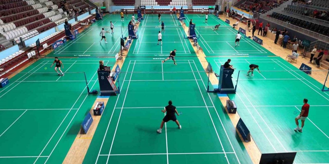 Hatay'da 2026 Büyükler Türkiye Badminton Şampiyonası Başladı, Mücadele 11 Eylül'e Kadar Sürecek