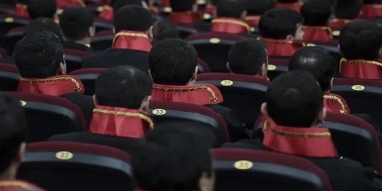 Hsk Gündem Dışı Toplandı: 36 Hakim Ve Savcının Görev Yerini Değiştirdi!