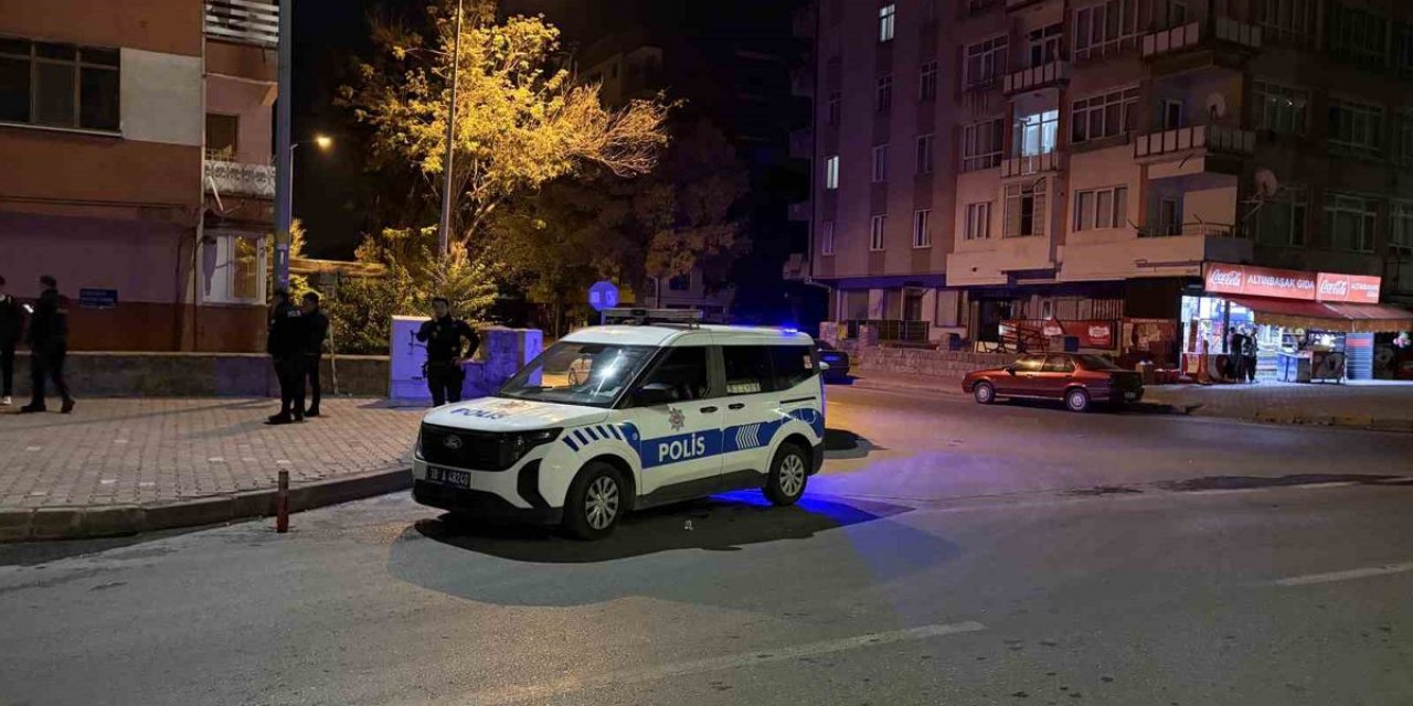 Kayseri Kocasinan'da Bıçaklı Kavgada Yabancı Uyruklu Çocuk Ağır Yaralandı