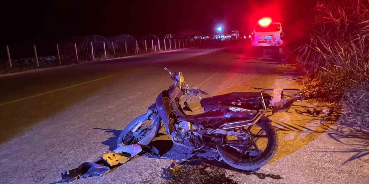 Tavşanlı'da Kamyonet İle Motosiklet Çarpıştı, 2 Kişi Yaralandı