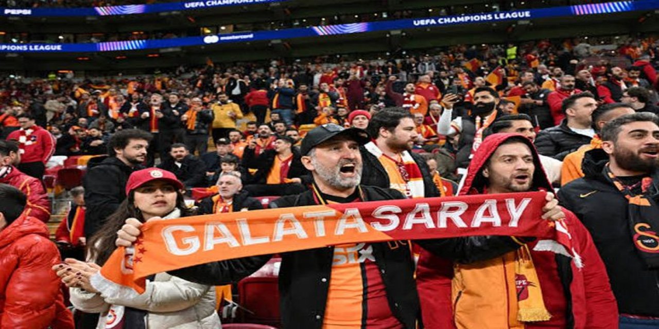 6 Dakika Yetti! Galatasaray Taraftarı Yıldız İsim İçin "Gönderilsin" Diyor