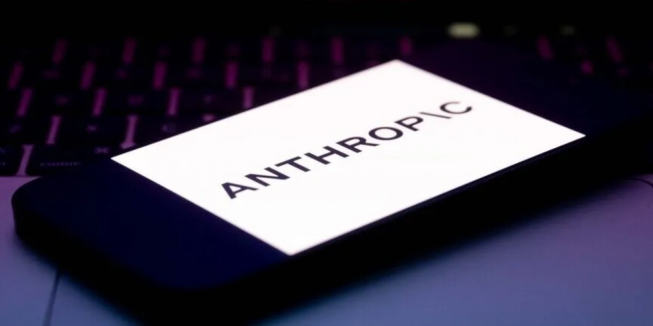 Anthropic'ten İstifa Eden Coxon, Yapay Zeka Çalışanlarının Teknolojideki Hızlı İlerlemeden Korktuklarını Söyledi
