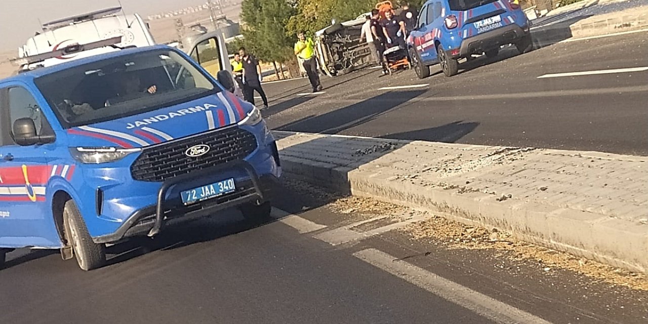 Batman-Beşiri Kara Yolunda Takla Atan Otomobilde 4 Kişi Yaralandı