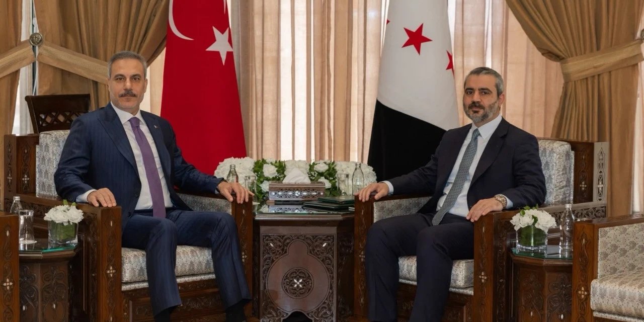 Bakan Fidan Mesajı Suriye'den Verdi: SDG'nin Feshi Önemli, Bu Adım Bir An Önce Hayata Geçmeli