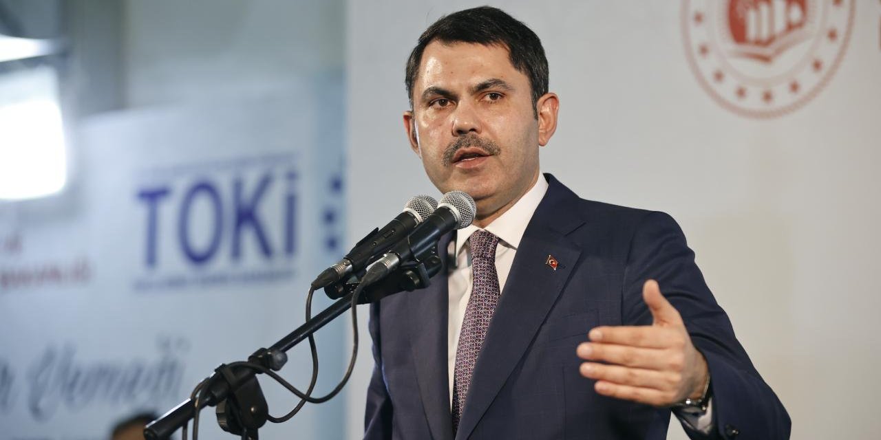 Bakan Kurum, Hataylı Depremzedeyle Karşılaşmasının Görüntülerini Paylaştı