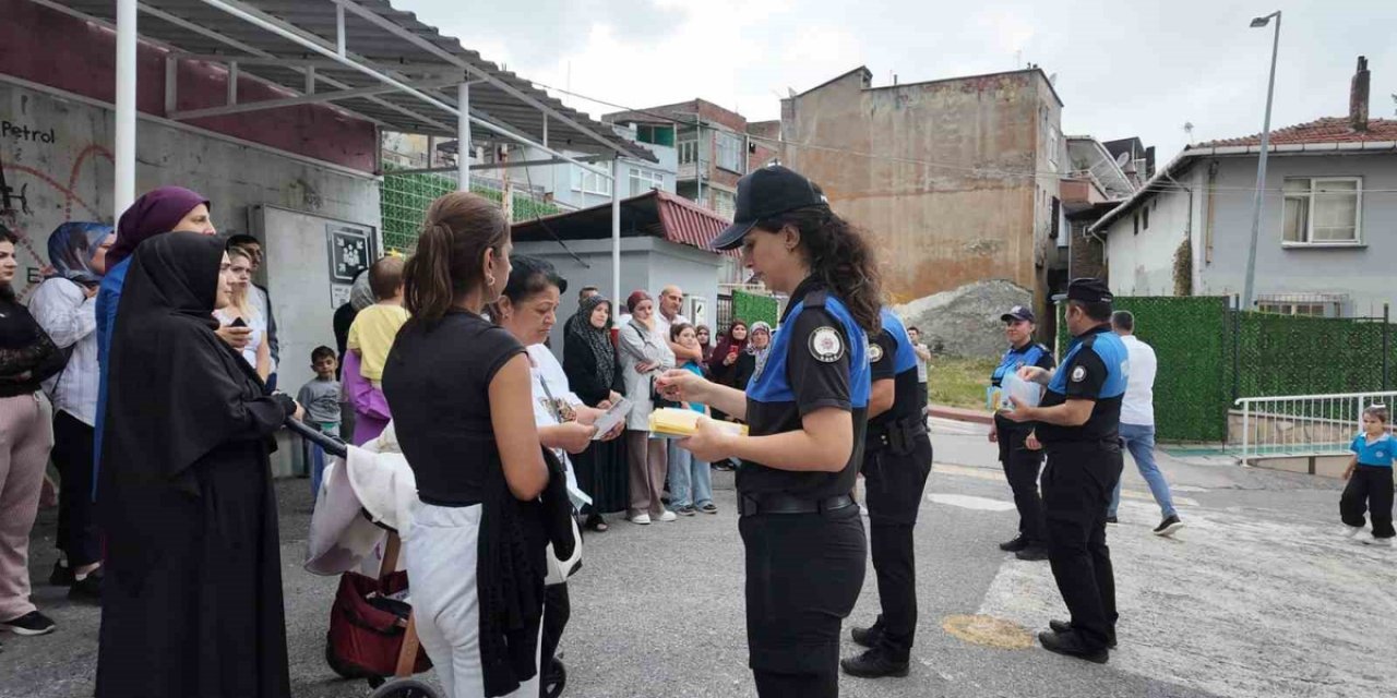 Samsun İlkadım'da Okul Çevreleri İçin Güvenli Eğitim Bilgilendirmesi Yapıldı