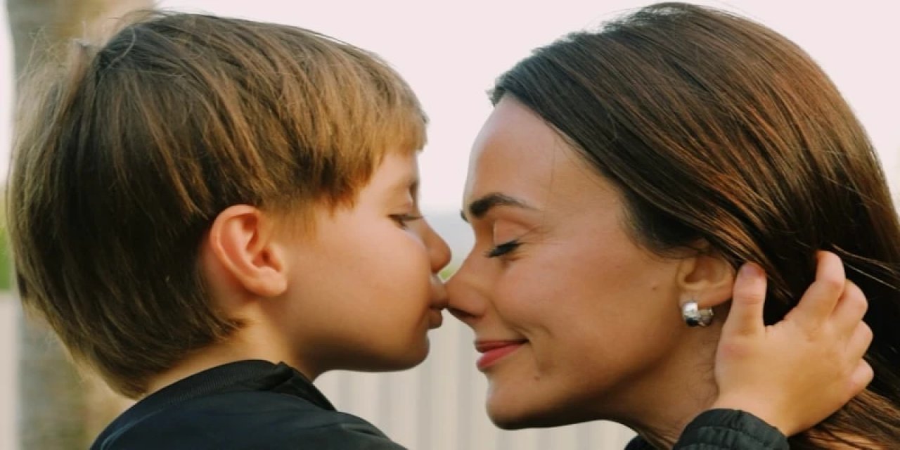 Hande Soral'ın Gözyaşları! Oğlu Okula Başladı
